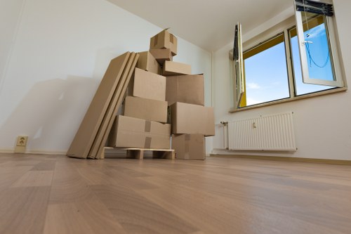 Local house removalists in Greenwich preparing for moving day